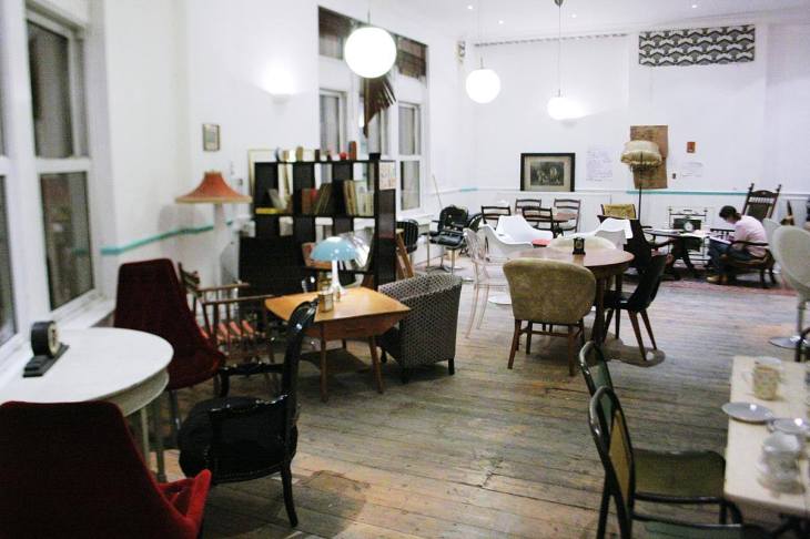 The cafe, source: Ziferblat London
